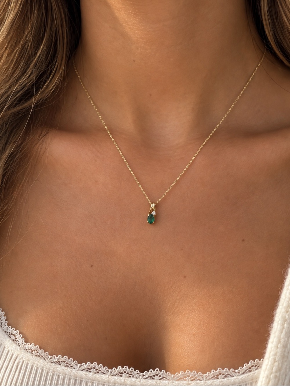 10k Gold Emerald (Created) Pendant and Necklace